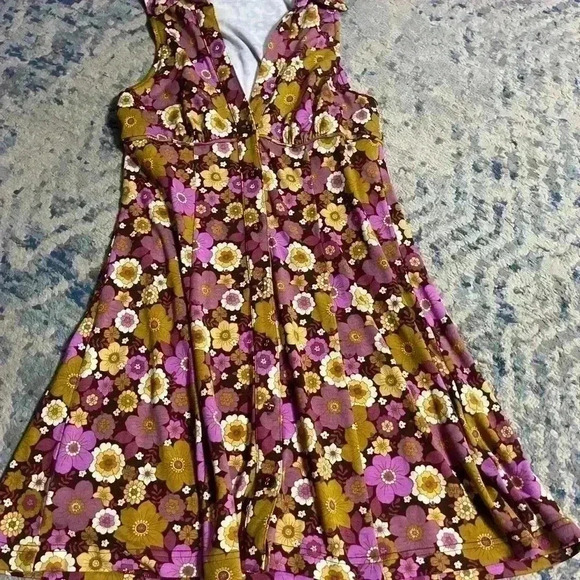 NWOT Urban Outfitters 70’s Floral Mini Dress MEDIUM - Picture 2 of 4
